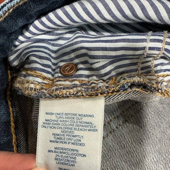 Lands' End Size 16W Petite Mid Rise Bootcut Jeans Modern Stretch Denim Classic - Picture 5 of 6